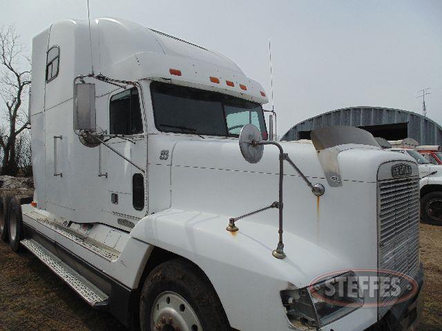 1993 Freightliner _1.jpg